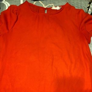 burnt orange top with baby doll sleeves